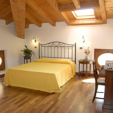 Agriturismo Al Palazzo Rivalta di Brentino Bagian luar foto